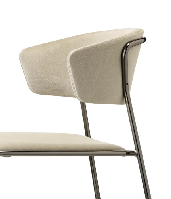 Lisa with armrests - Image 2