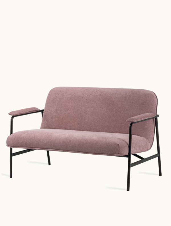 Lily - Image 3